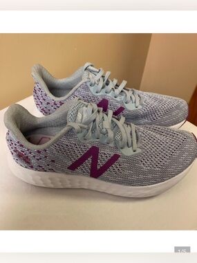 🔥Comfy New Balance Fresh Foam Running/Walking Shoes – Women’s Sz 8.5